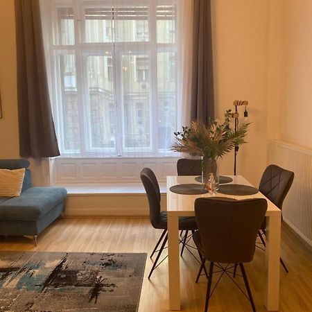 Blue Danube Apartment Downtown With Free Parking Budapeszt Zewnętrze zdjęcie
